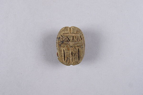 Scarab with blessing related to Amun(-Re), Glazed steatite 
