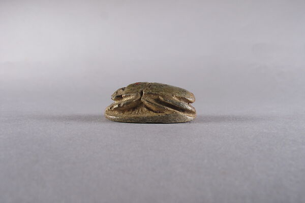 Scarab with blessing related to Amun(-Re), Glazed steatite