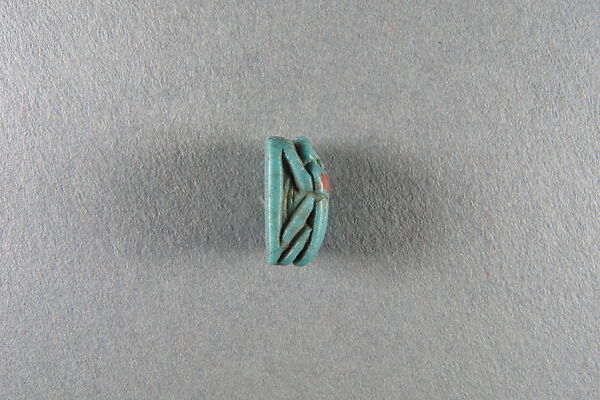 Scarab inscribed with the name Neferkare (Shabaqo), Blue faience