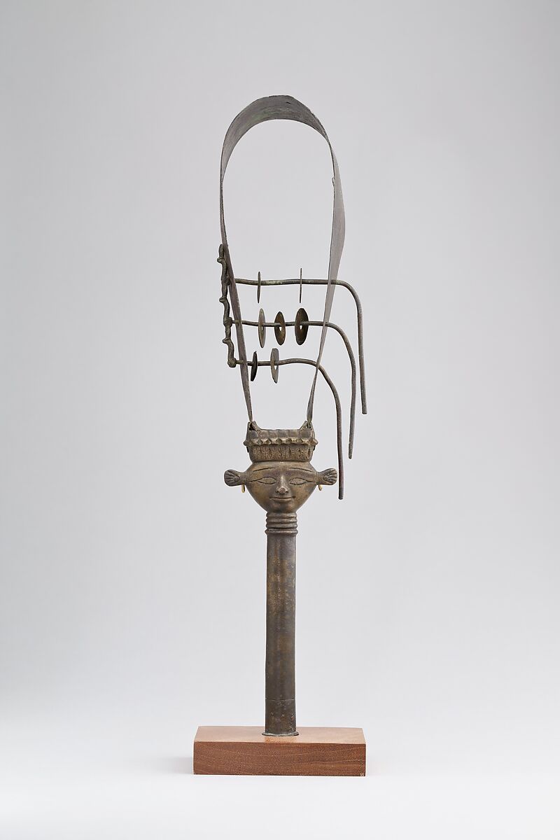Arc sistrum of Tapenu, chantress of Sobek of Khenyt, Cupreous metal