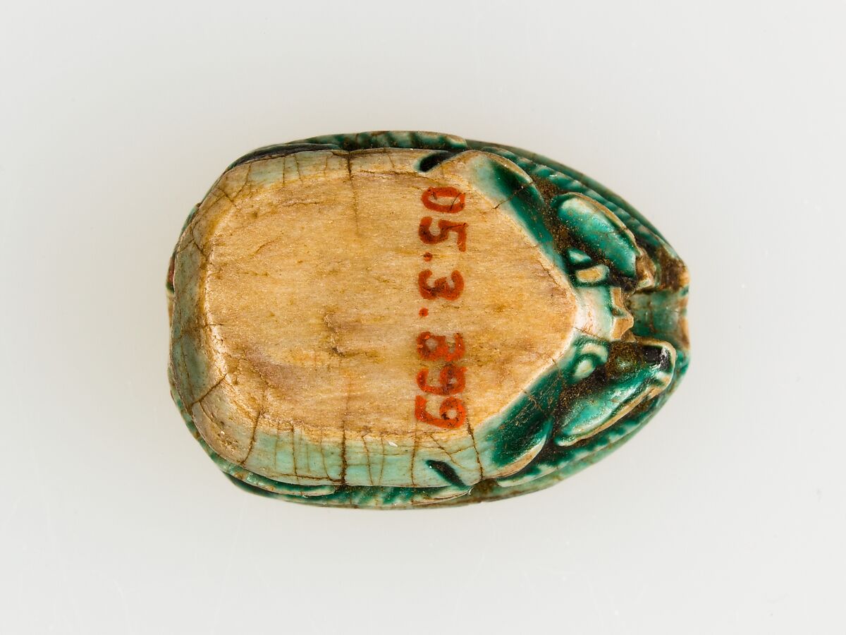 Scarab with Hathor emblem, Faience