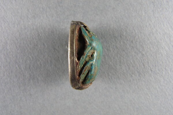 Scarab, Faience, blue-green glaze; gold mounting