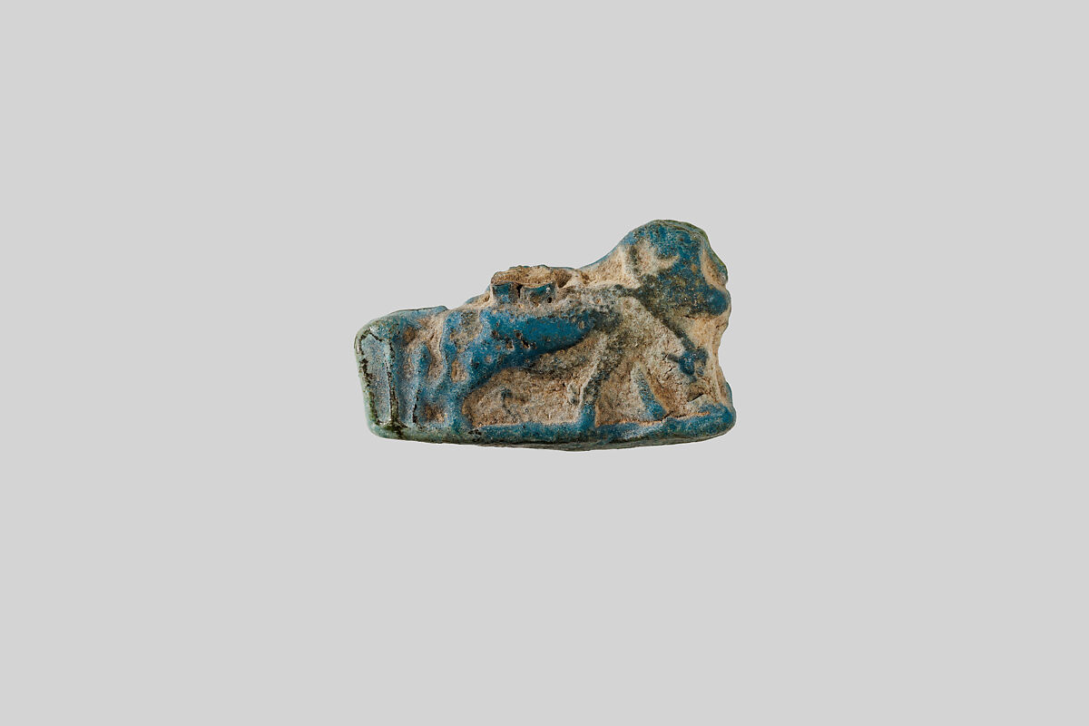 Bull amulet, Faience 