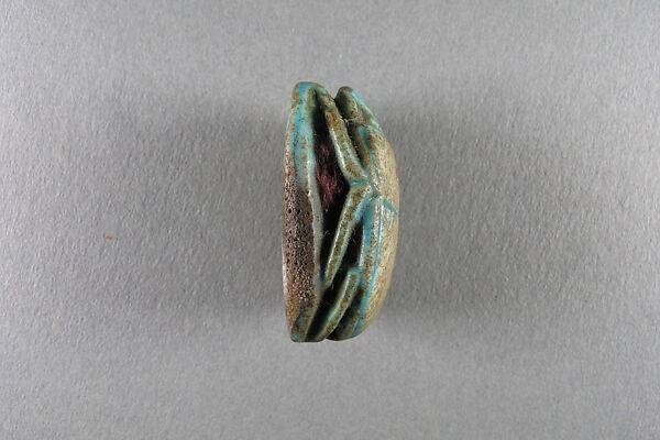 Scarab inscribed with the name Taharqo, Faience