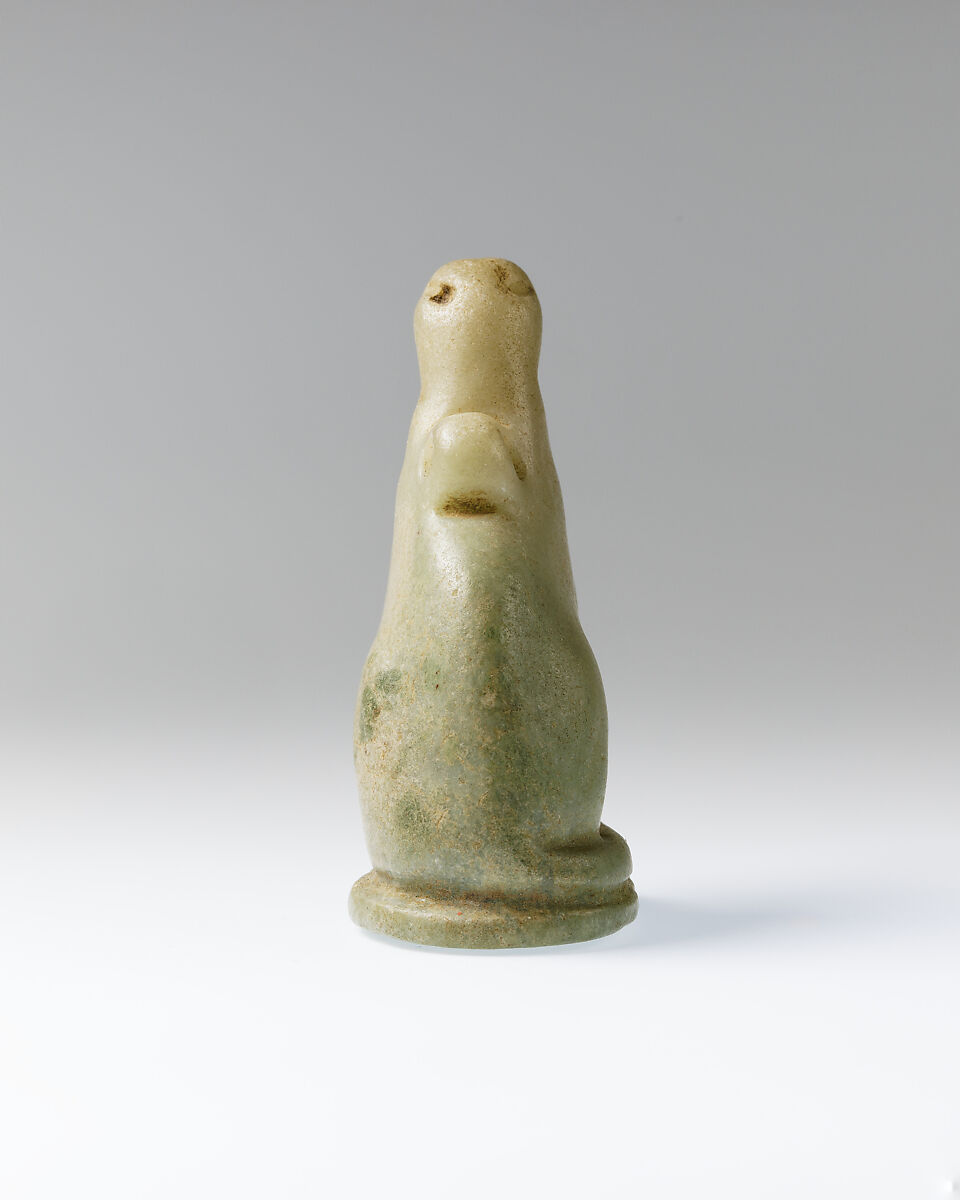 Cat amulet, Greenish crystaline stone