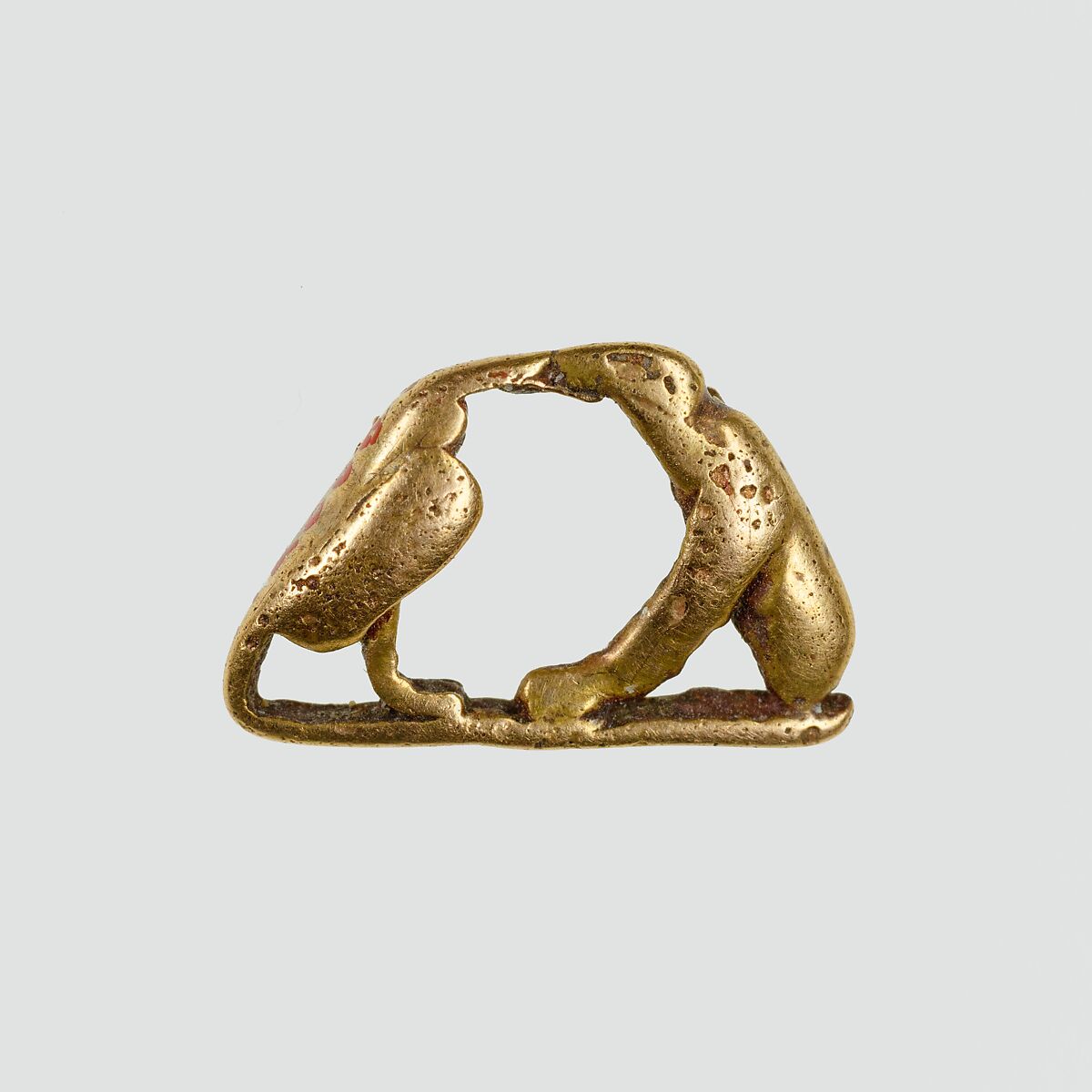 Vulture and falcon amulet, Gold 