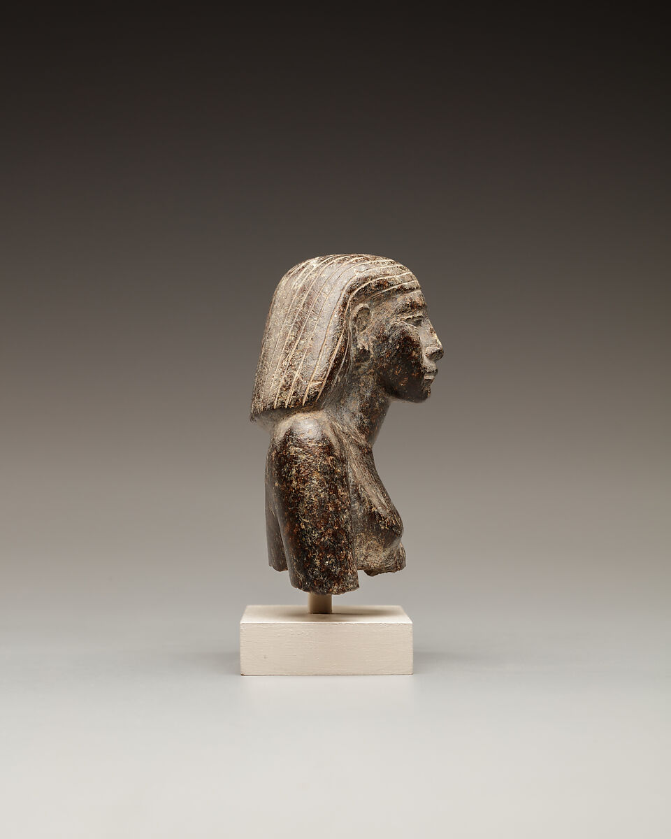 Bust of upper part of man, Serpentinite