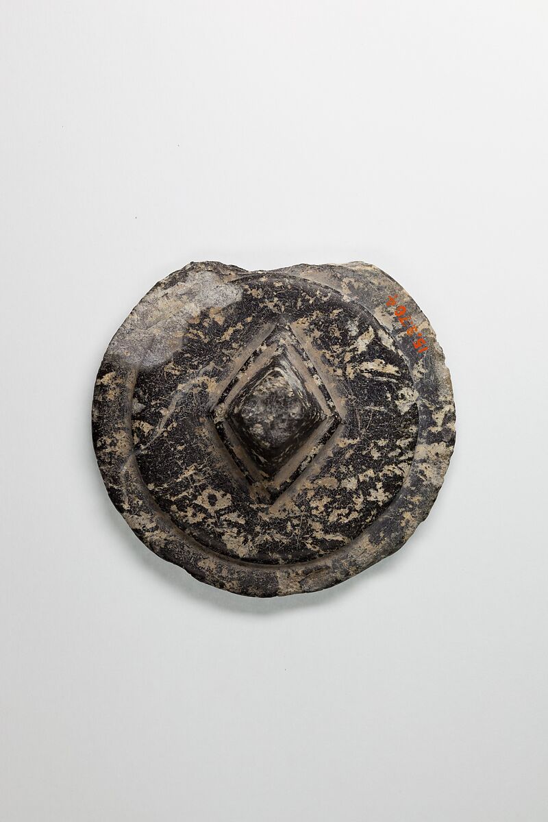 Kohl jar lid, Travertine (Egyptian alabaster)