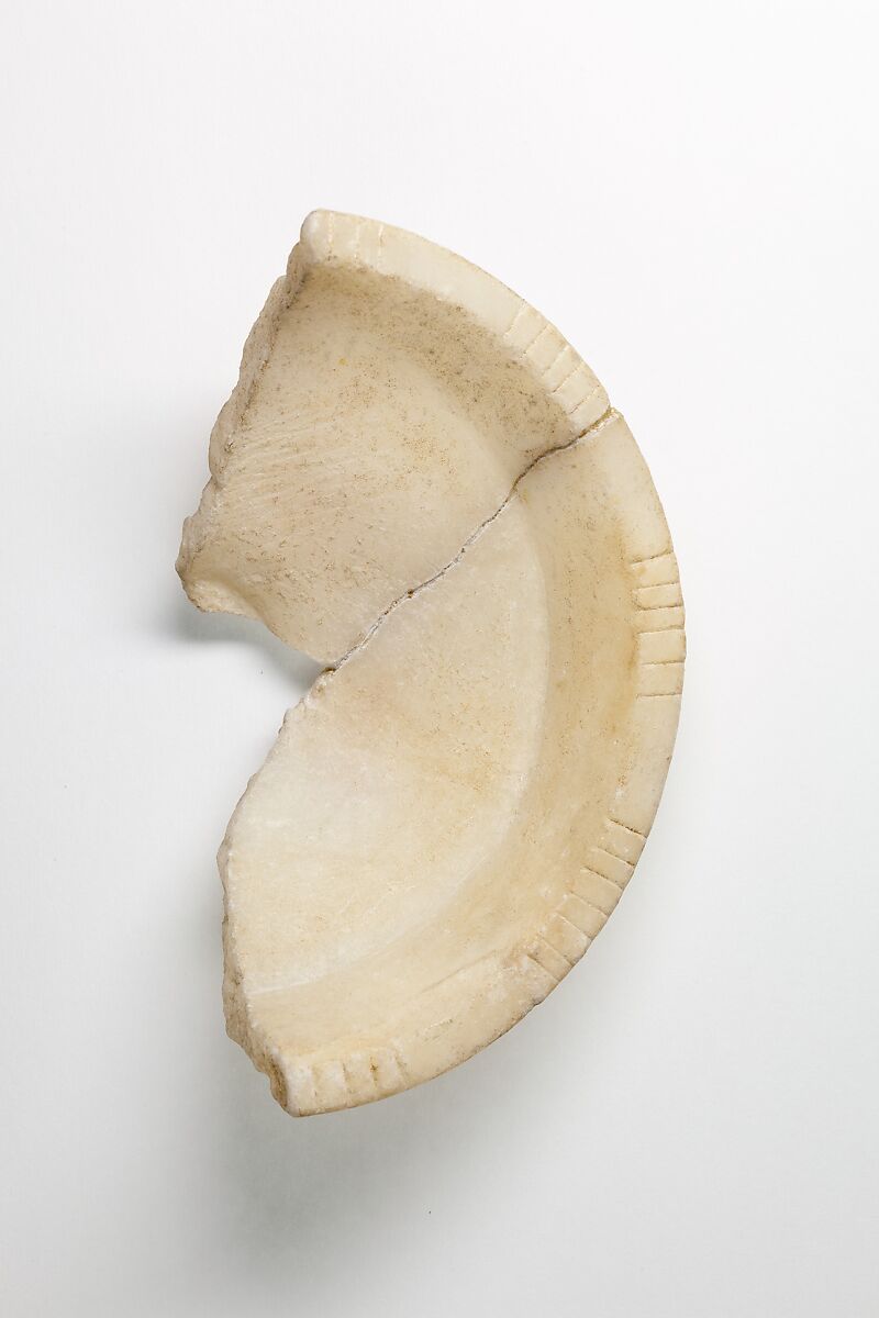 Bowl fragment, Travertine (Egyptian alabaster)