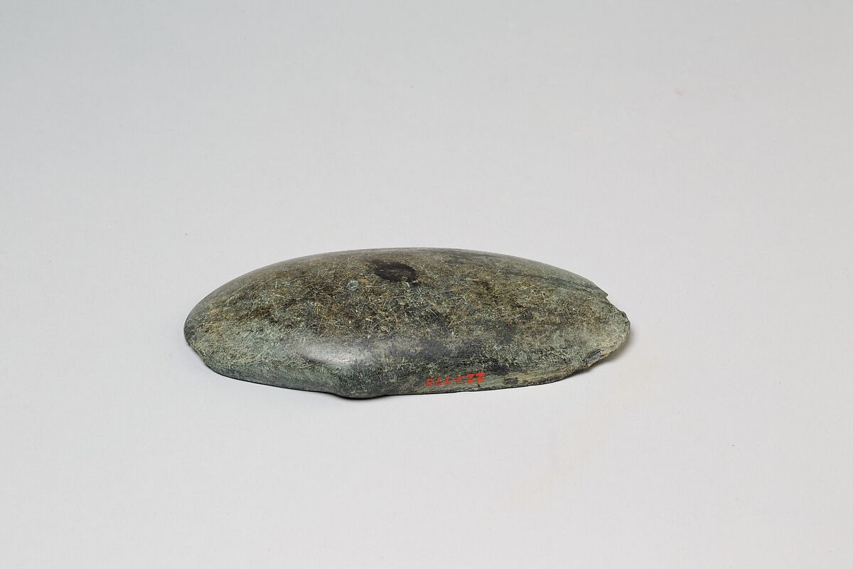 Scribe's paint dish, Basalt