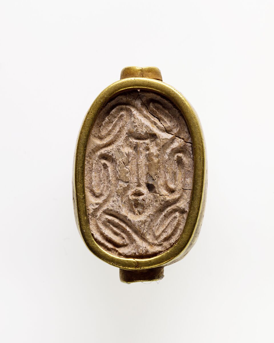 Mounted Scarab Incised with Nefer Sign in Scroll Border, Steatite, gold 