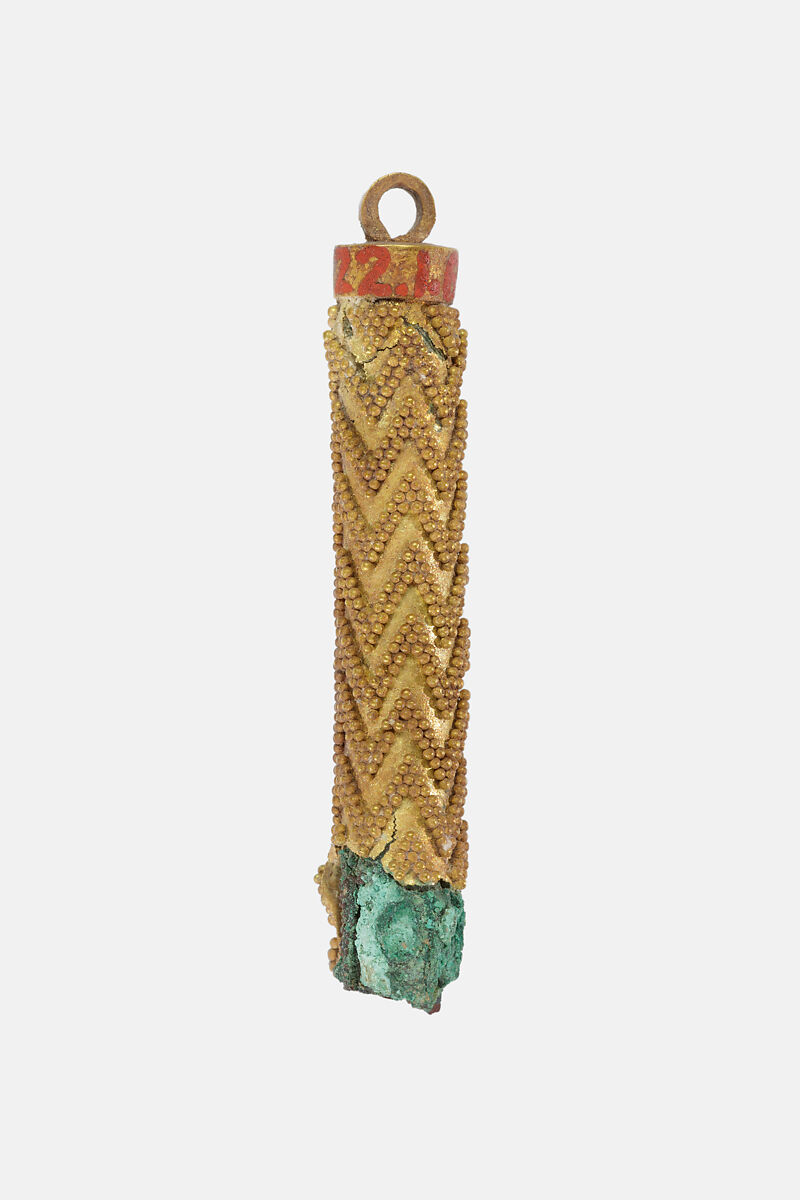 Cylindrical pendant, Gold, copper alloy 