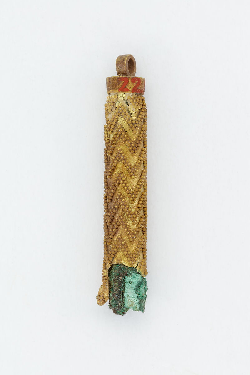 Cylindrical pendant, Gold, copper alloy