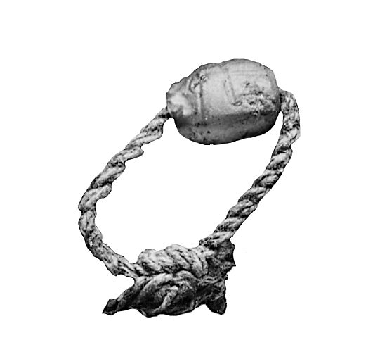 Scarab ring, Amethyst