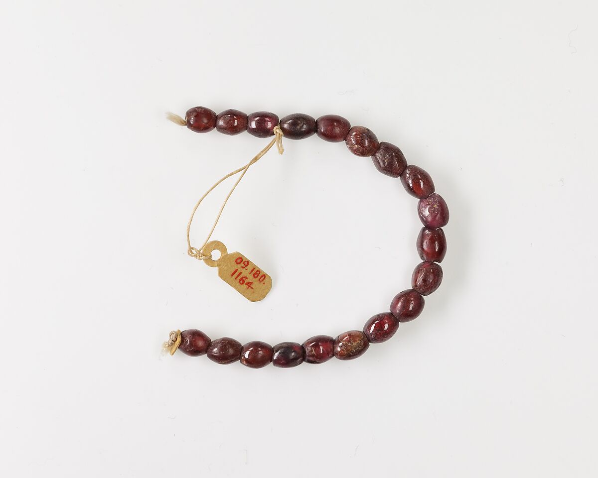 String of 19 beads, Garnet 