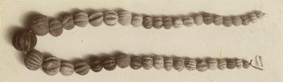 Necklace of striated beads, Faience