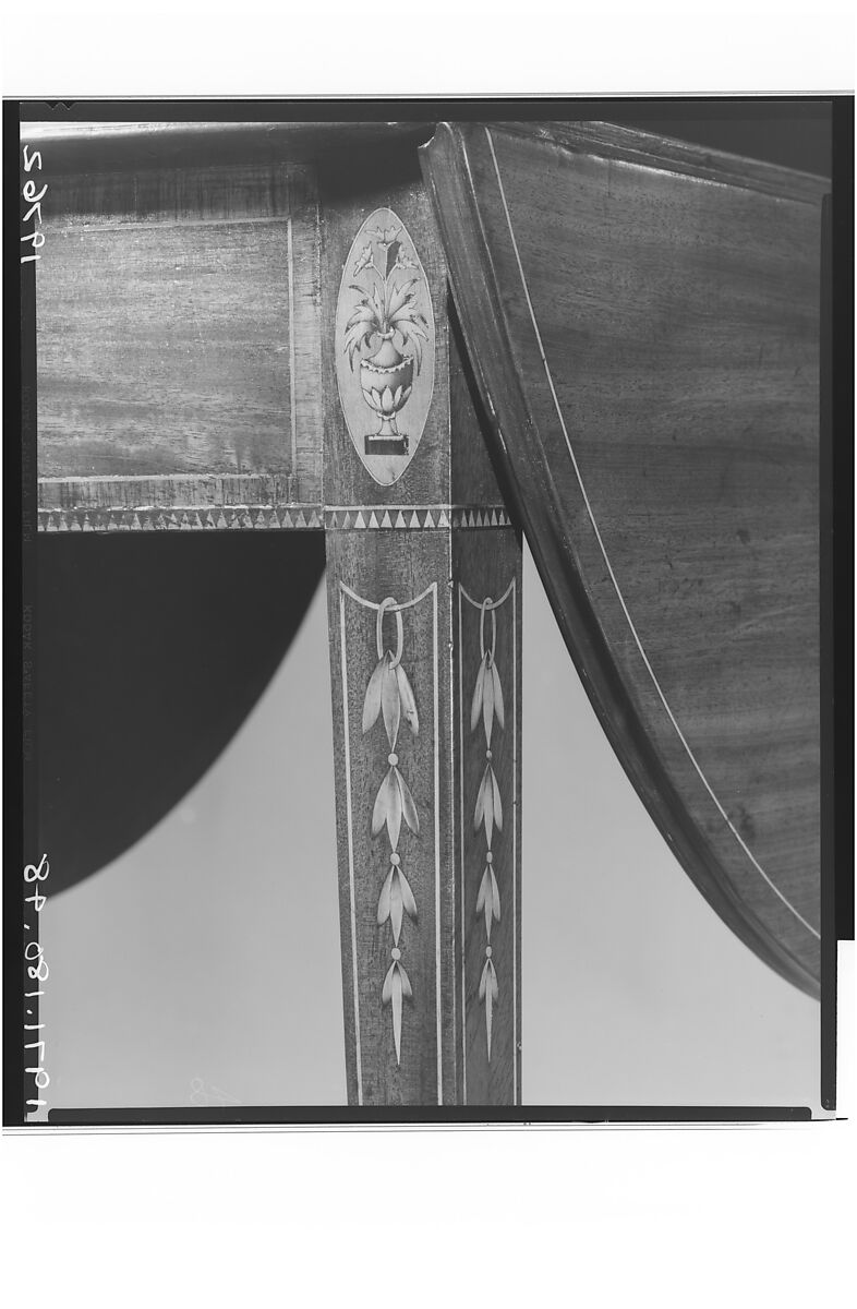 Drop-leaf Pembroke Table, Mahogany, pine, oak, American