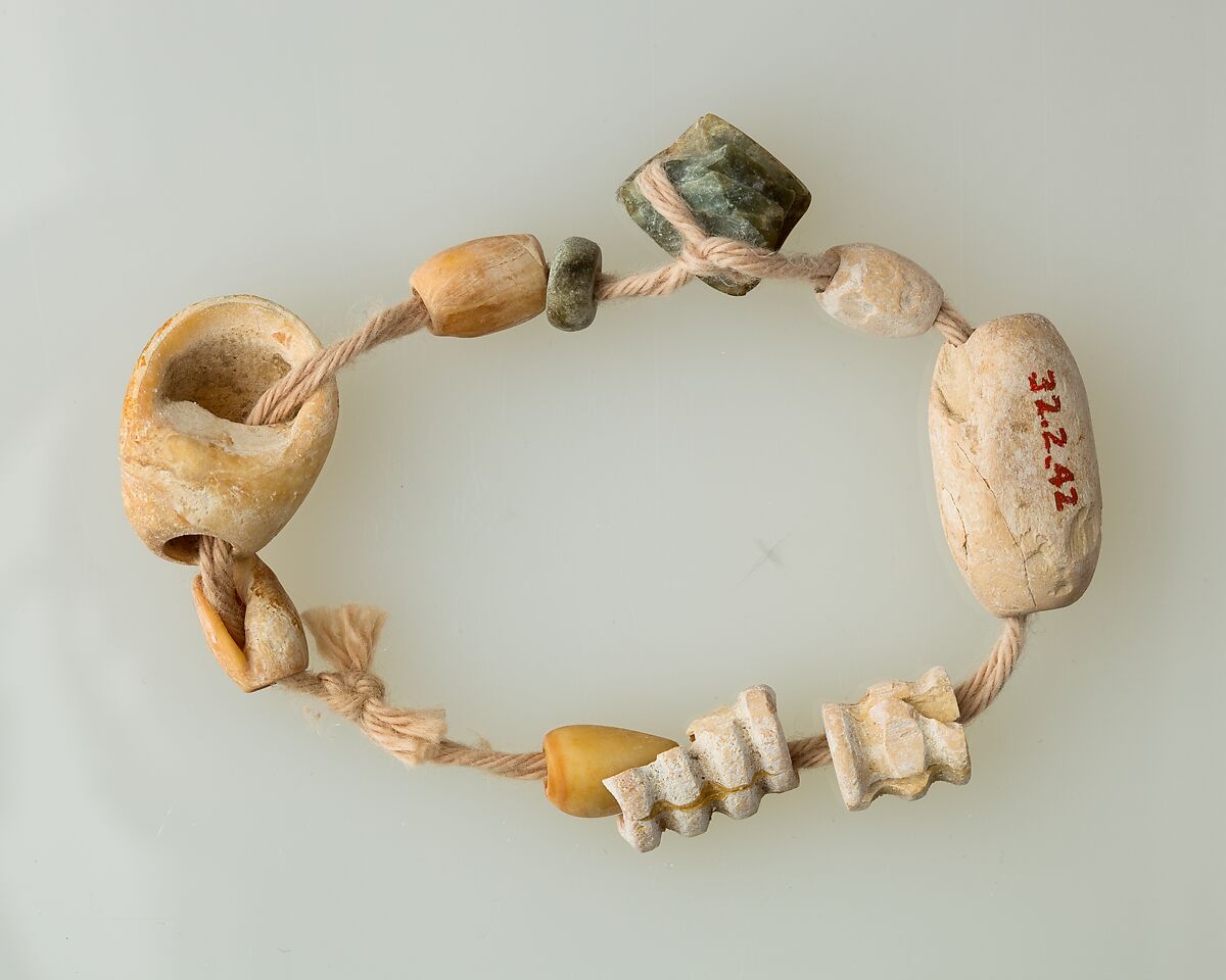 String of beads, Predynastic, Badarian