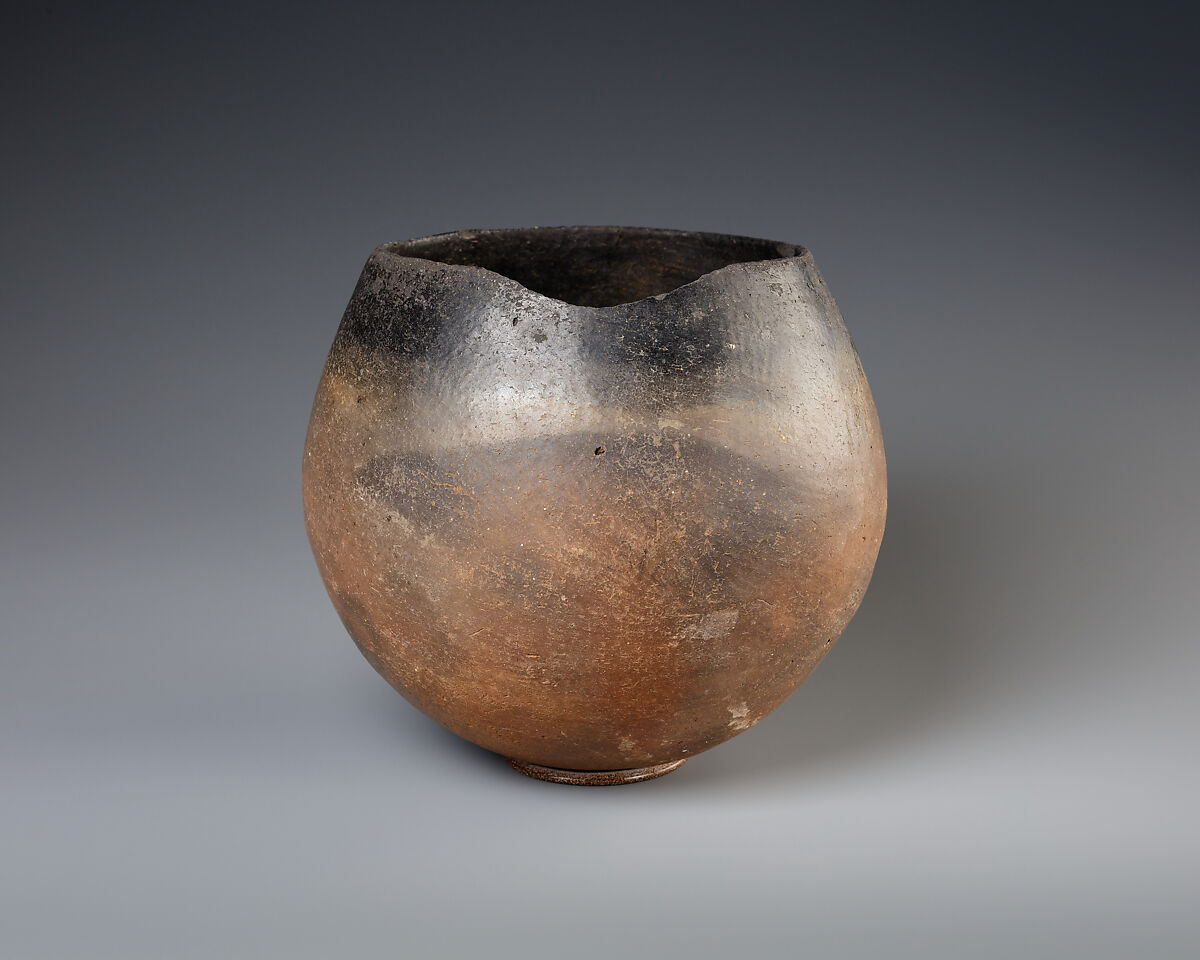 Black-topped brown ware bowl, Pottery 