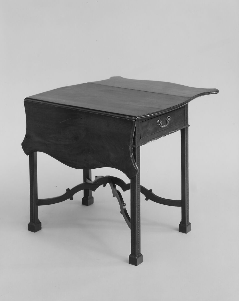 Pembroke Table, Mahogany, oak, white pine, tulip poplar, American