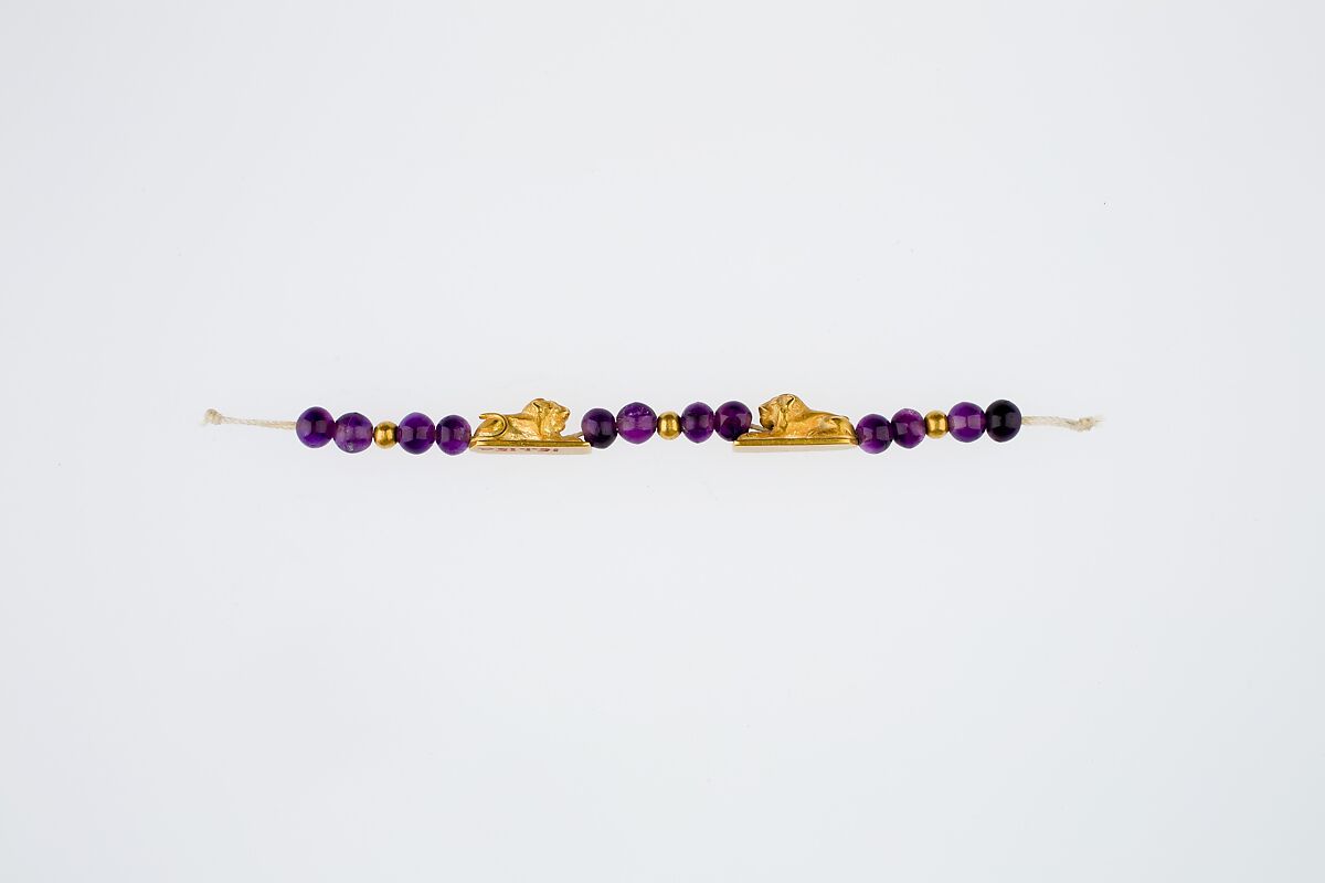 Lion Bracelet of Sithathoryunet, Gold, amethyst 