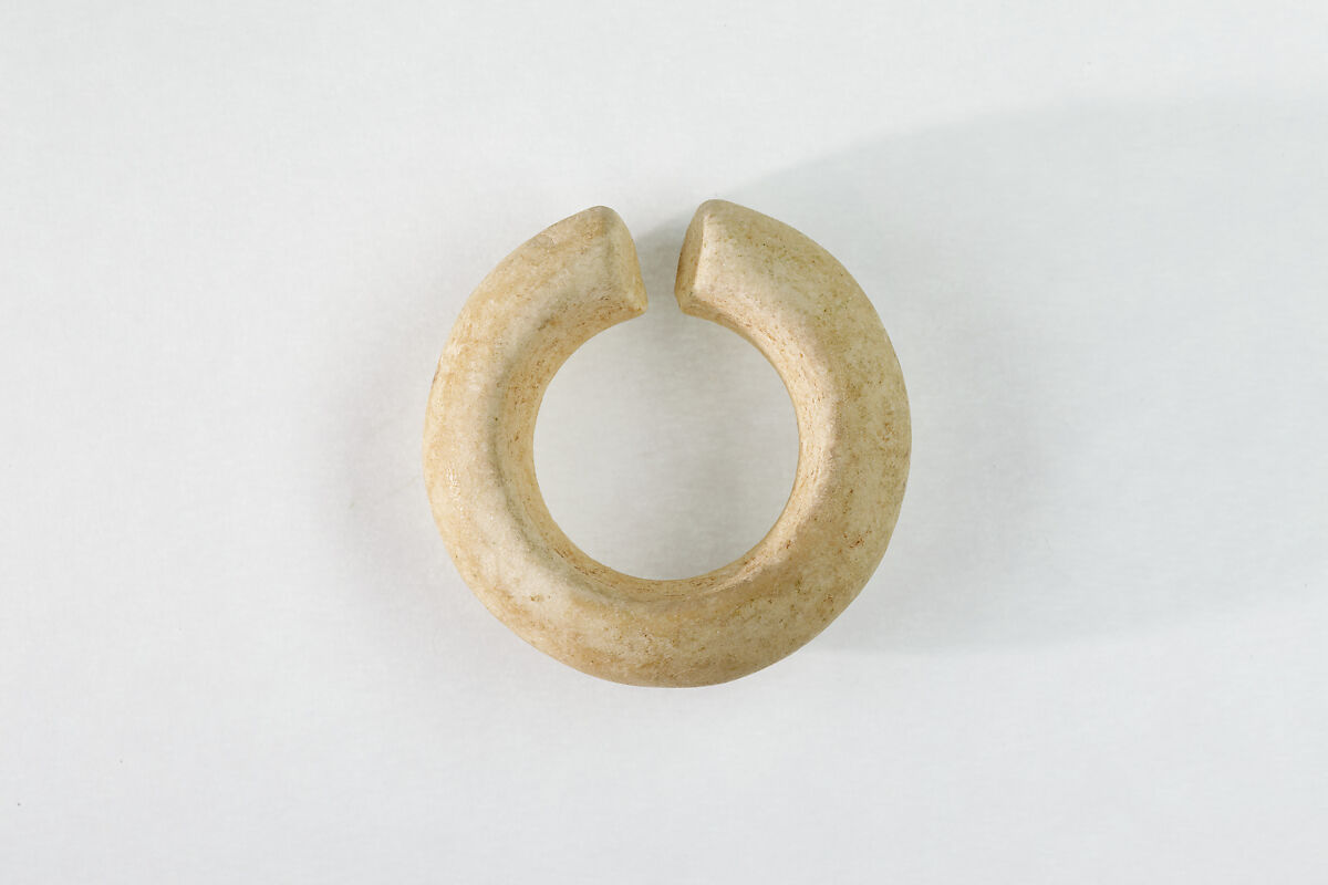 Penannular Earring, Shell