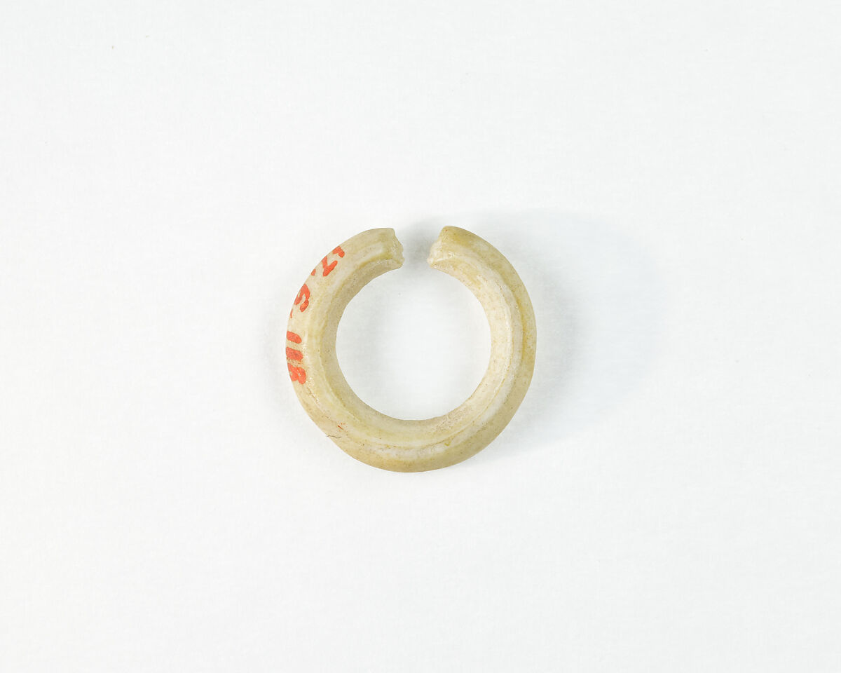 Penannular Earring, Shell
