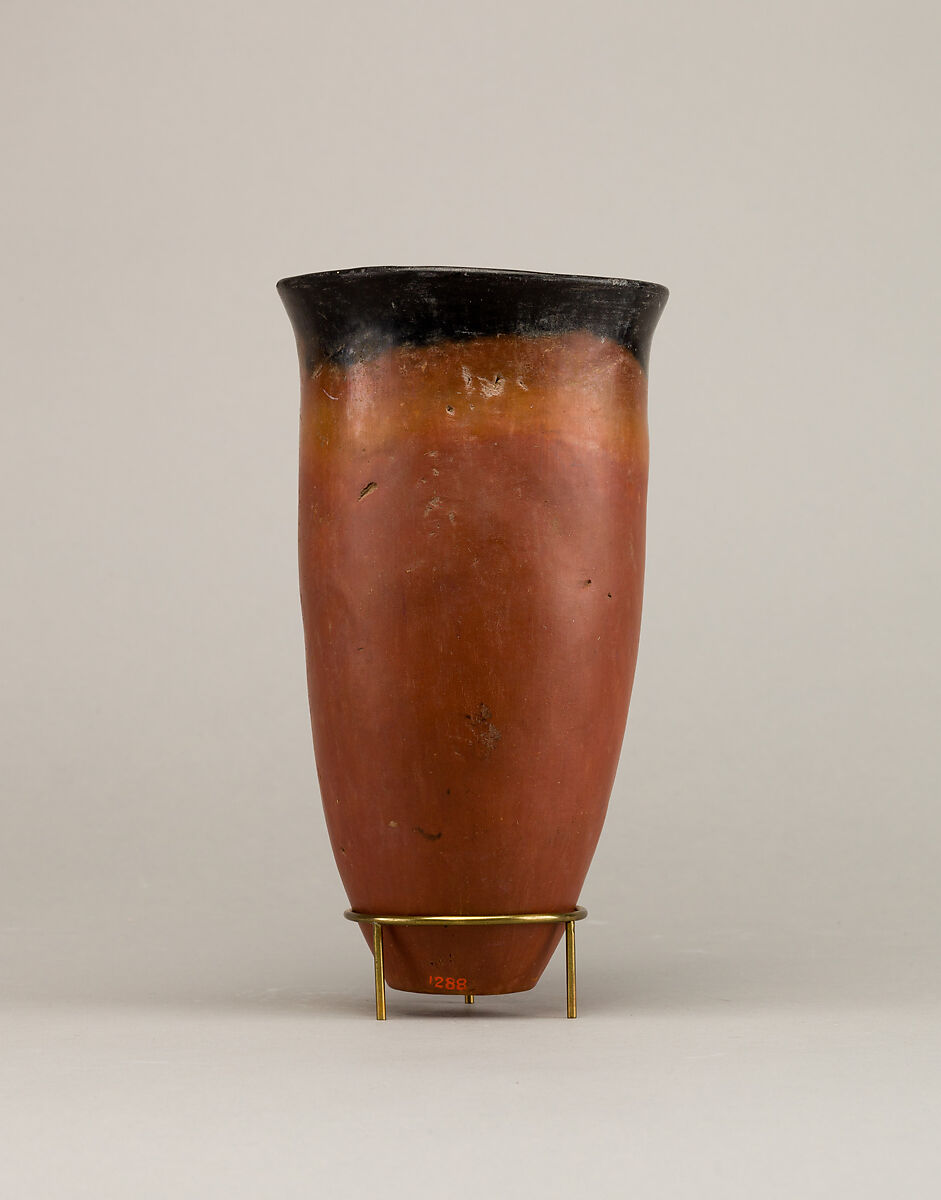 Black-topped red ware beaker, Pottery