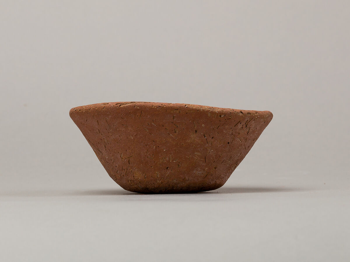 Rough ware bowl, Pottery 