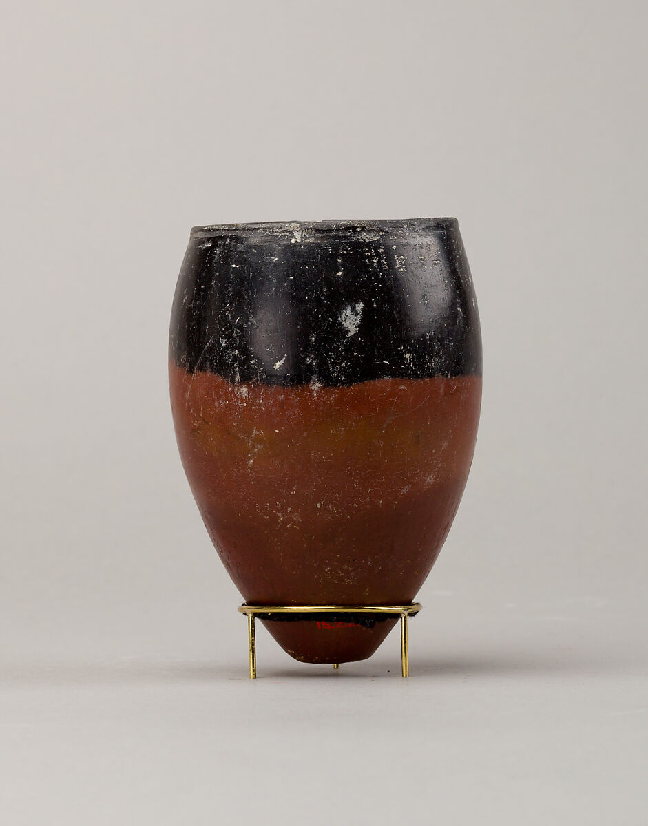 Black-topped red ware jar, Pottery 