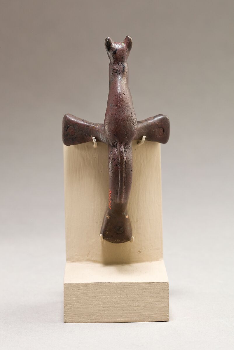 Cat on a handle, Cupreous metal