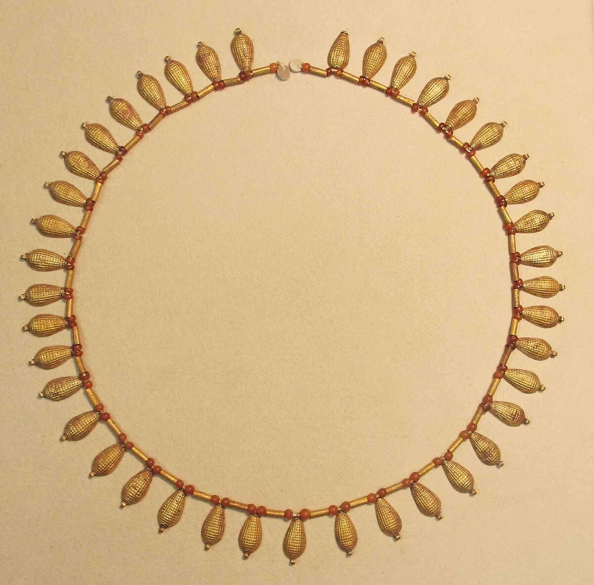 Necklace, Gold, carnelian