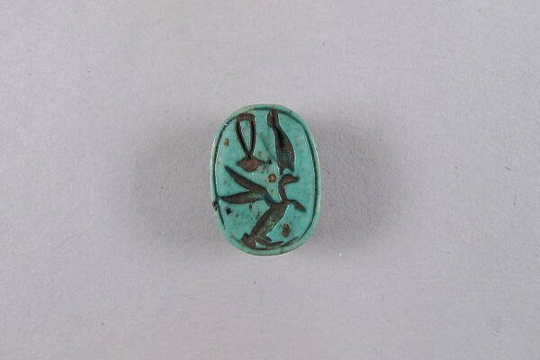 Scarab with blessing, Glazed steatite 