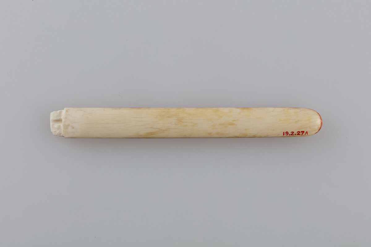 Throw Stick, Ivory (tinted)