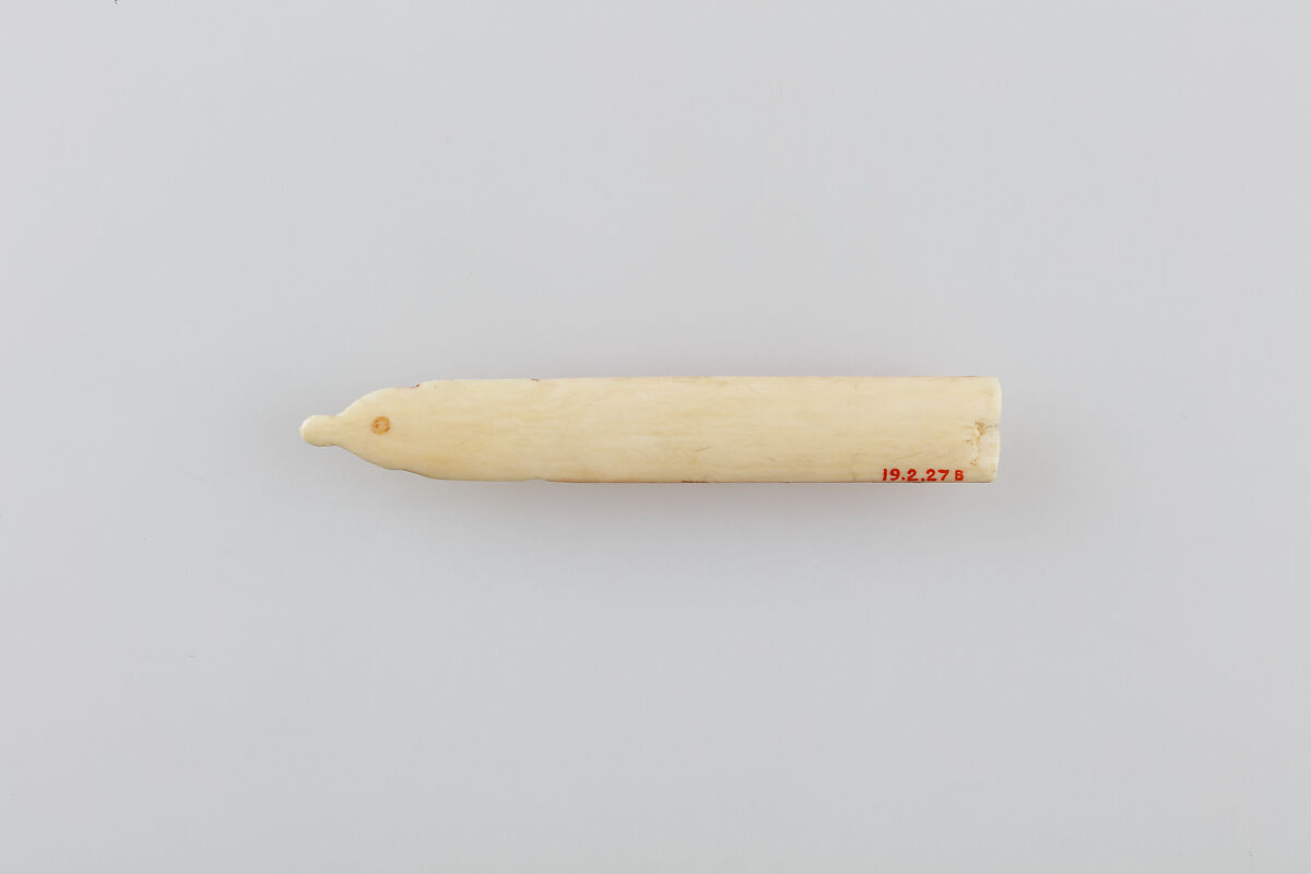 Throw Stick, Ivory (tinted)