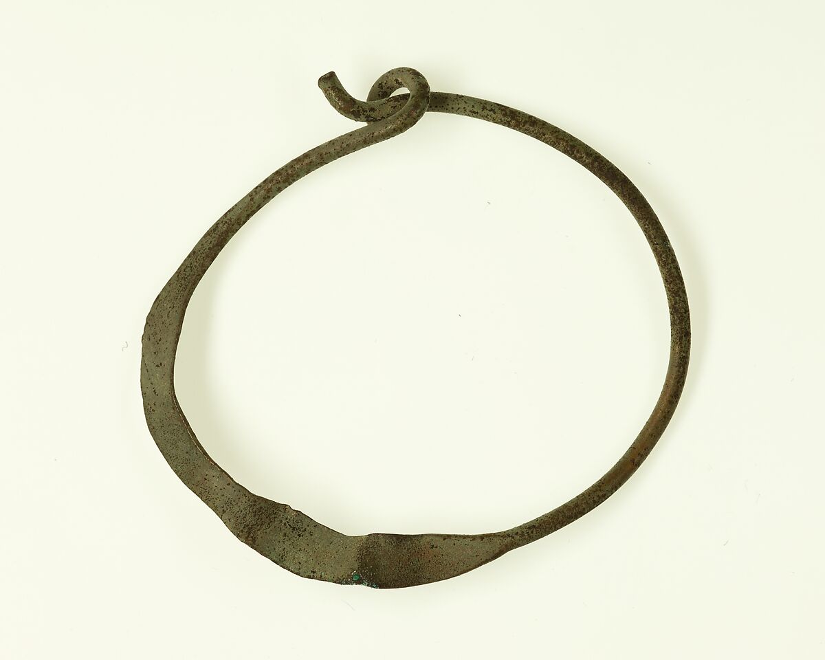 Household ring, Bronze