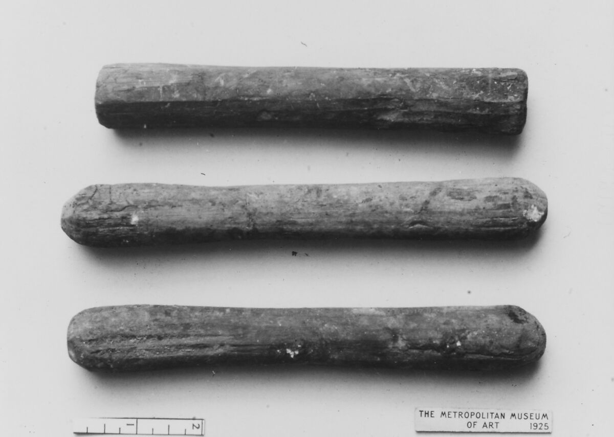 Handle for rope for lowering coffin, Pine wood