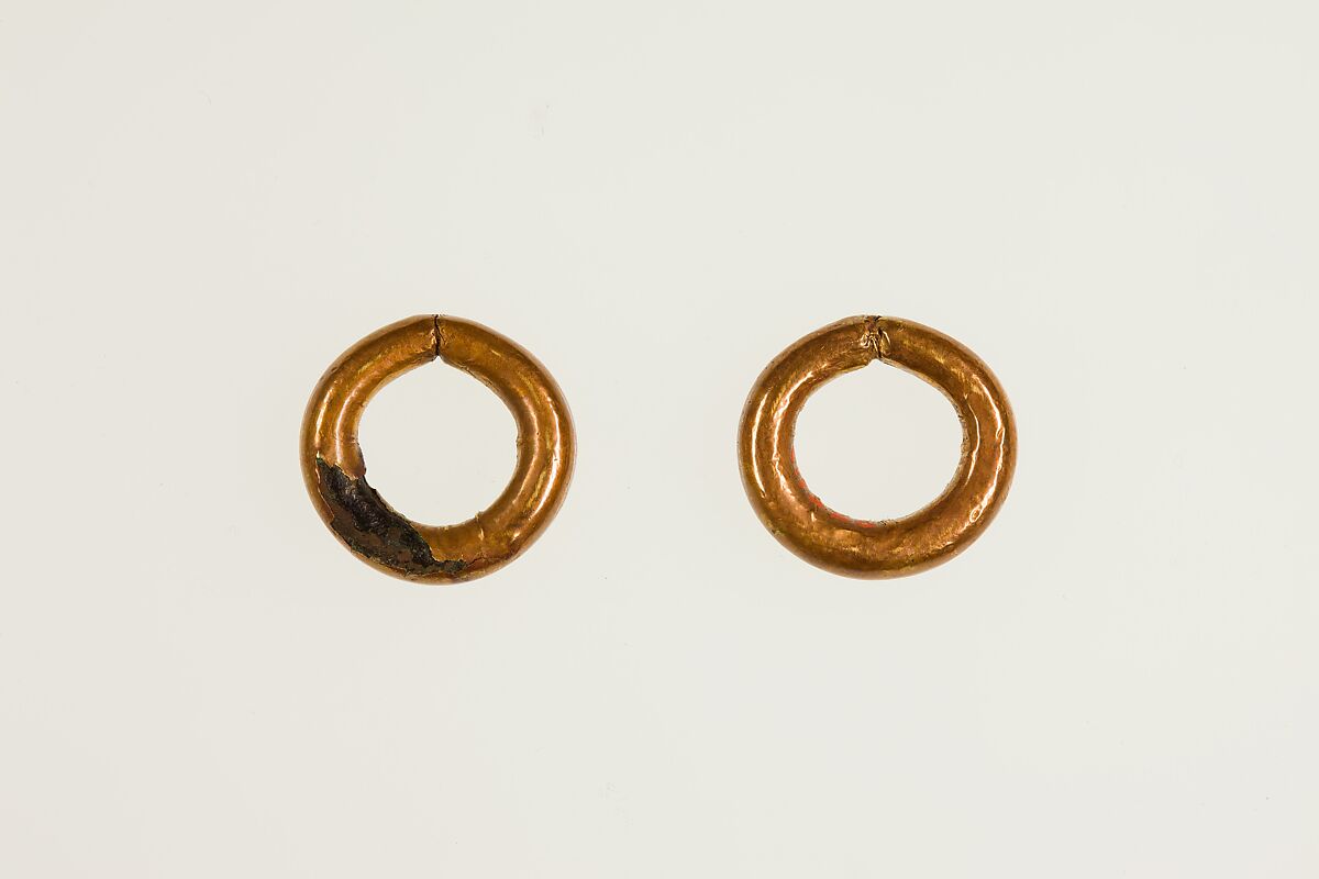 Penannular Earring, Gold