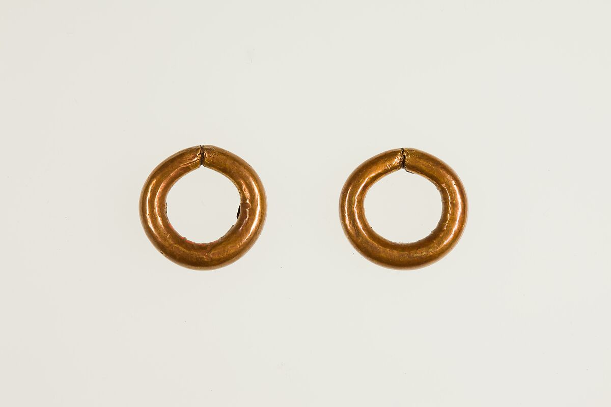 Penannular Earring, Gold 