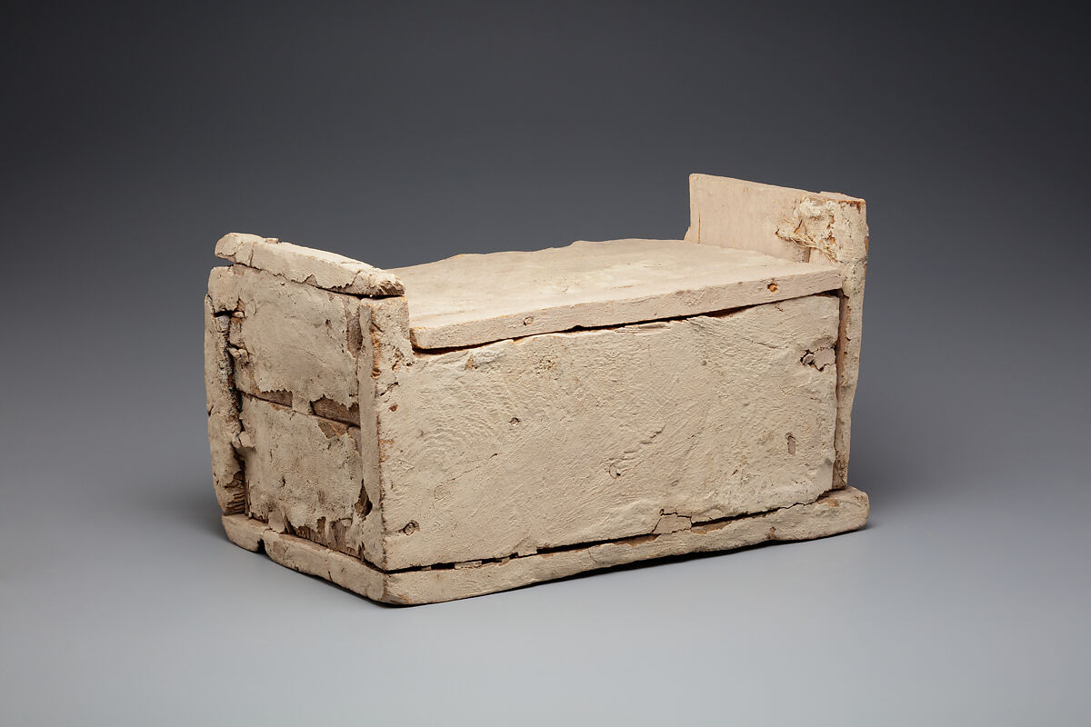 Shabti Box of Nauny, Sycomore, stucco, paint