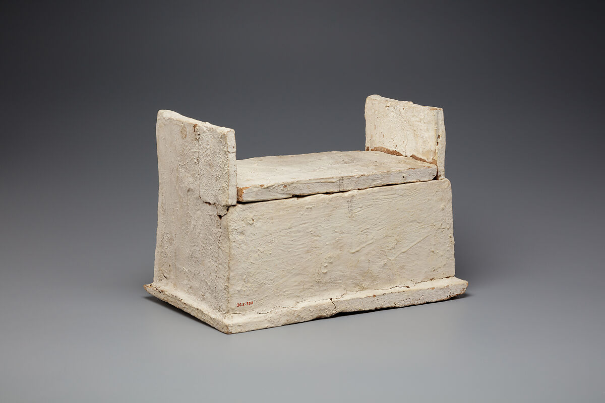 Shabti Box of Nauny, Sycomore, stucco, paint