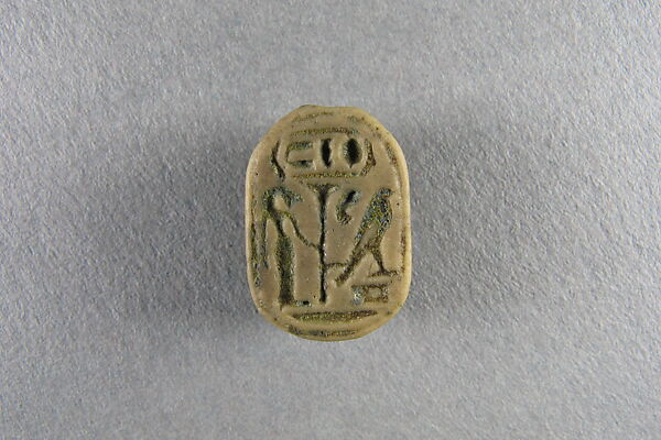 Scarab, Faience, green glaze 