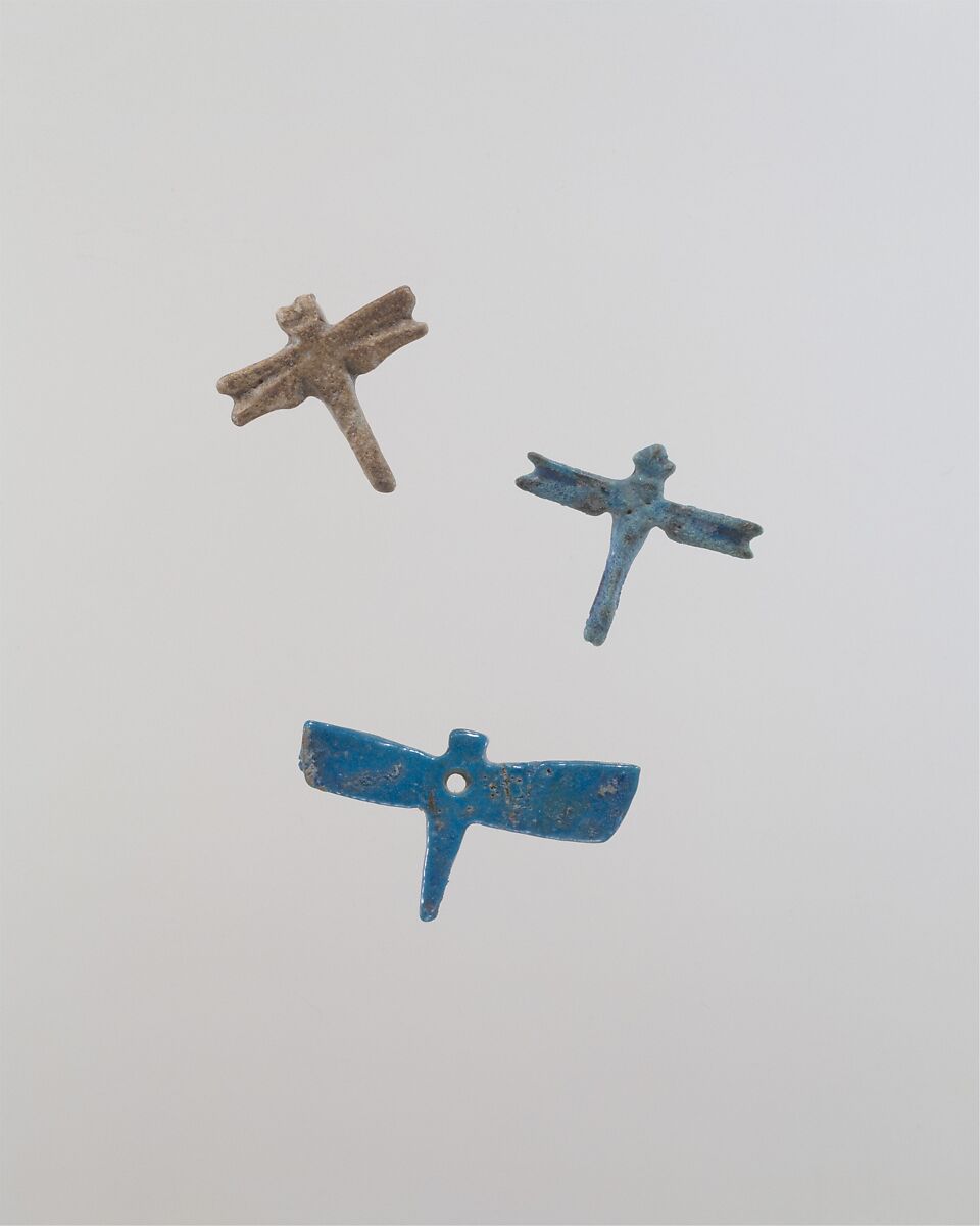 Dragonfly amulet, Faience, paint