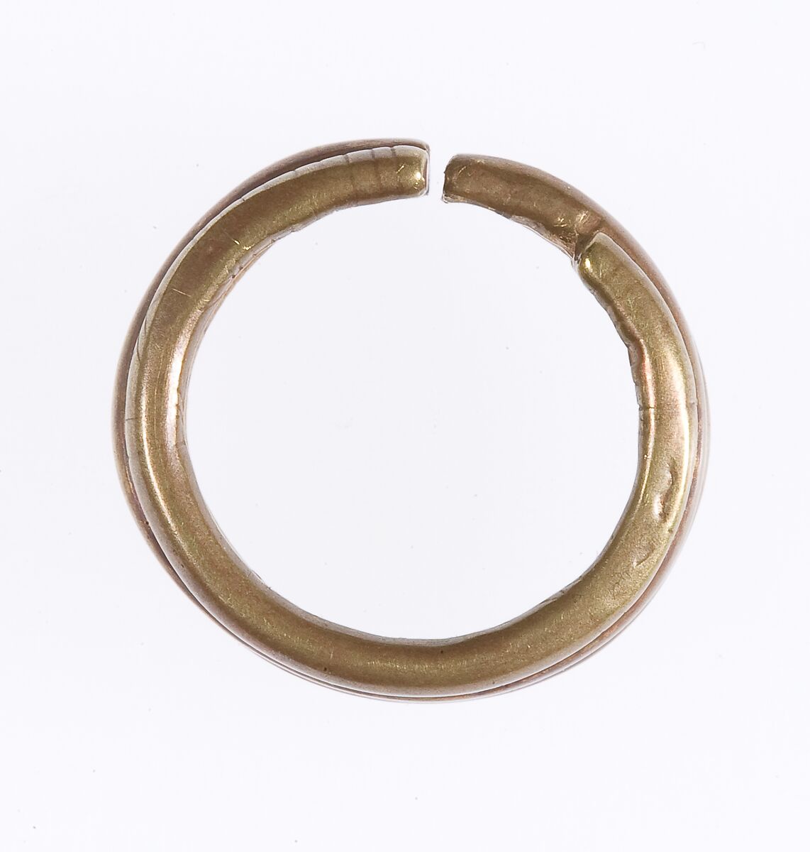 Ribbed Penannular Earring, Gold