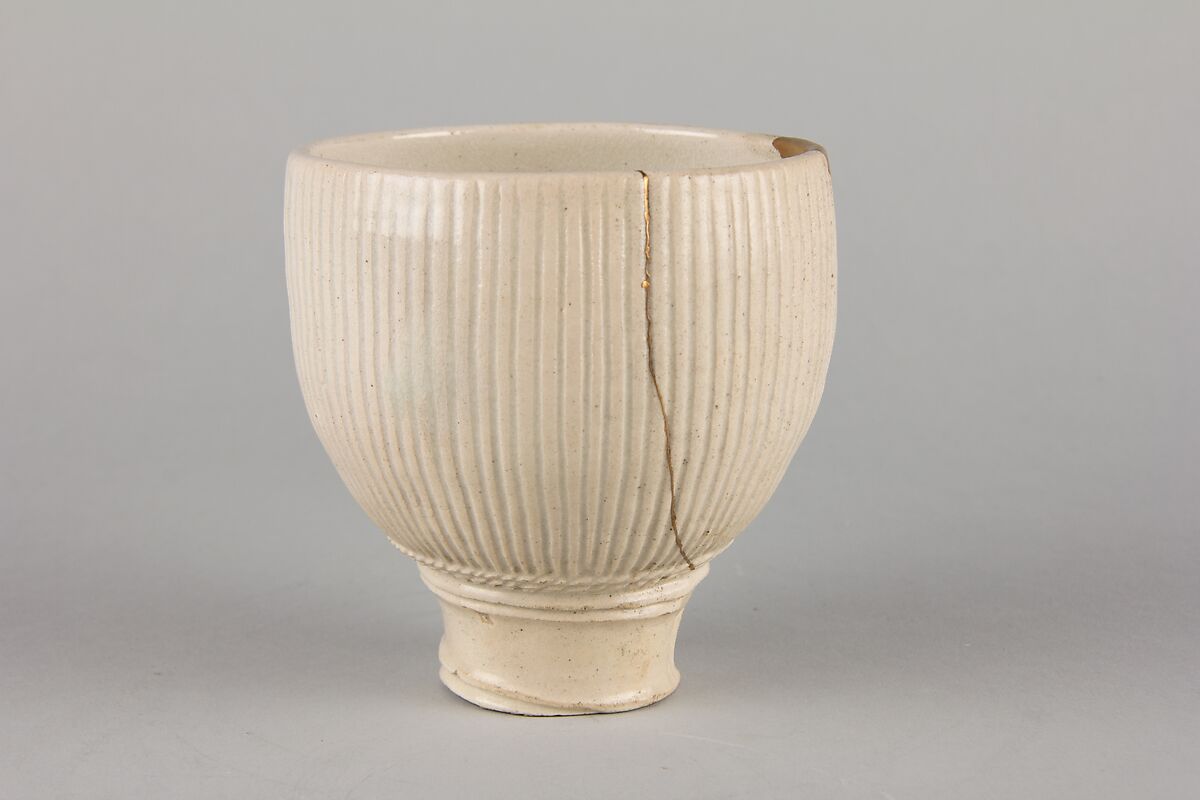 Teabowl, Clay with a transparent glaze (Satsuma ware), Japan