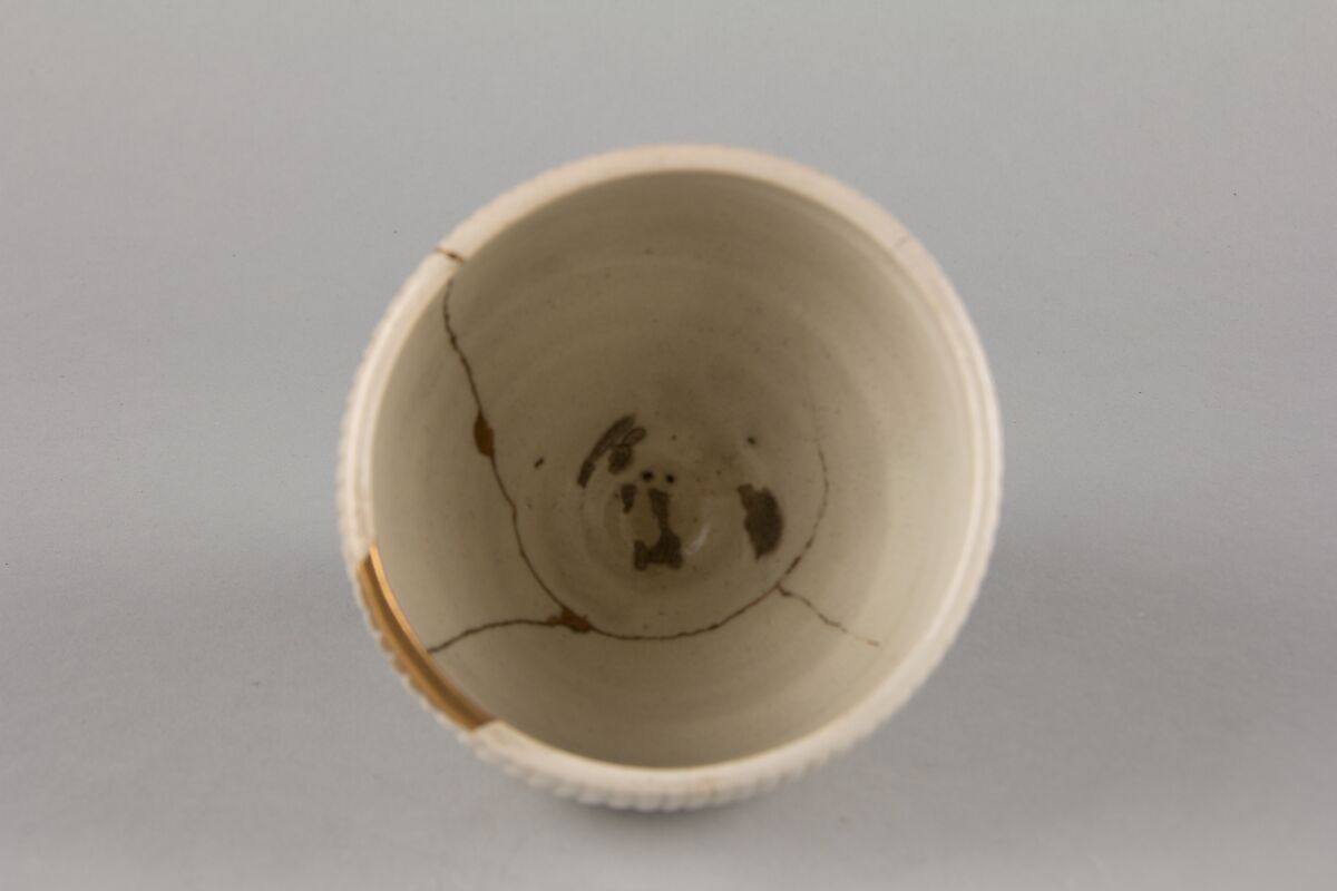 Teabowl, Clay with a transparent glaze (Satsuma ware), Japan