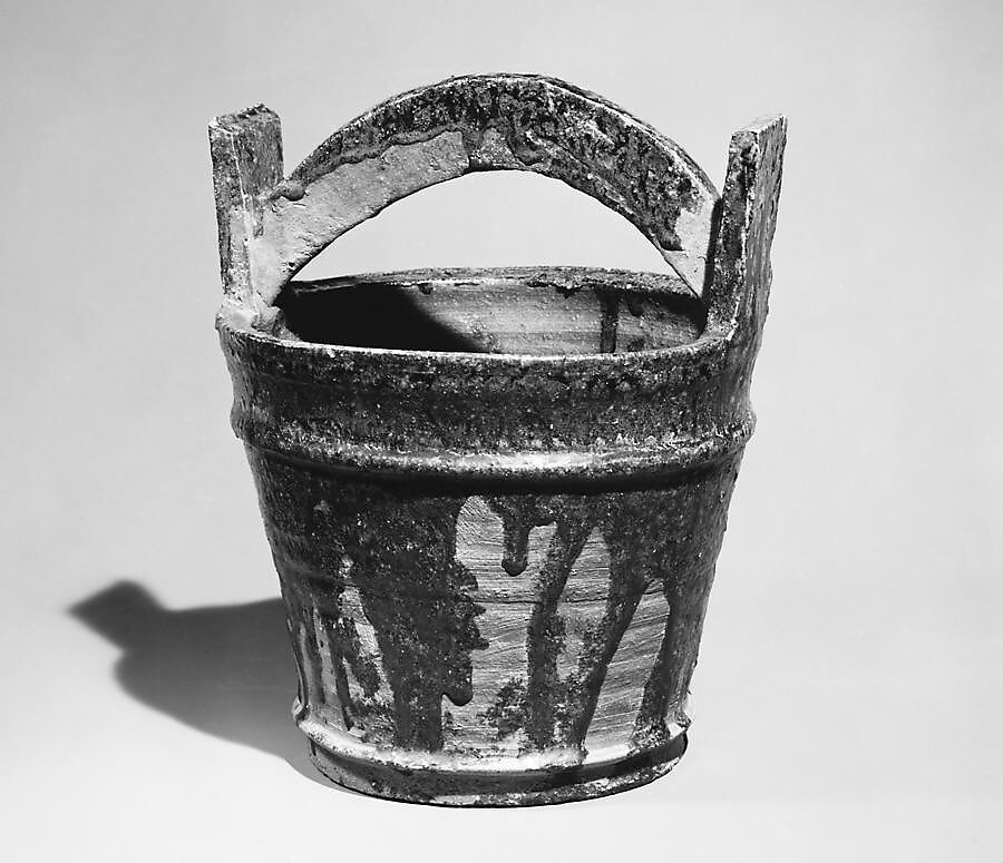 Water Pot for Tea Ceremony (Mizusashi), Stoneware with drip iron glaze (Tanba ware), Japan 