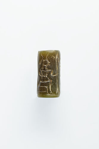 Cylinder seal with an image of seated Hathor