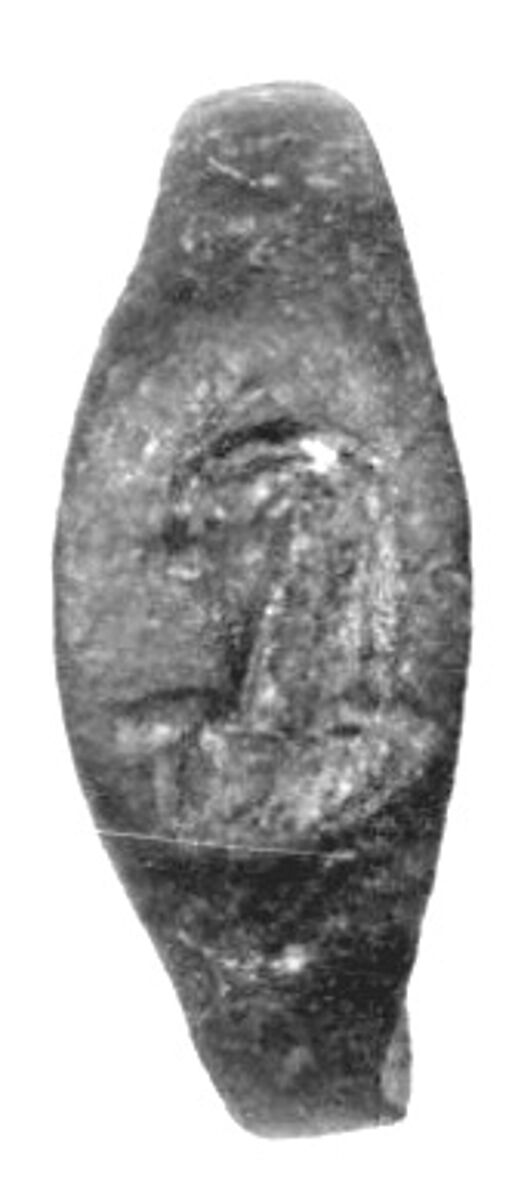 Finger Ring with a head of Horus on the bezel, Copper alloy 