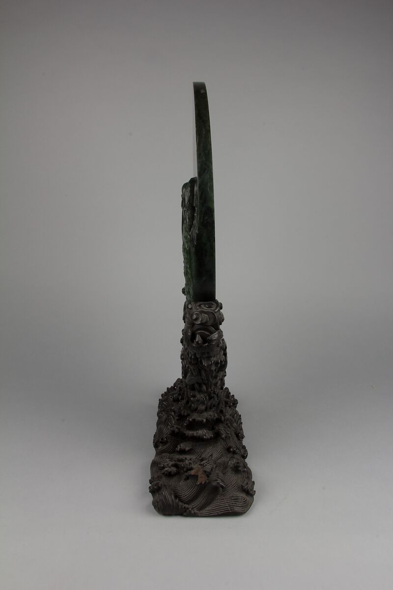 Table screen with Bodhidharma crossing waves on a reed, Jade (nephrite), China